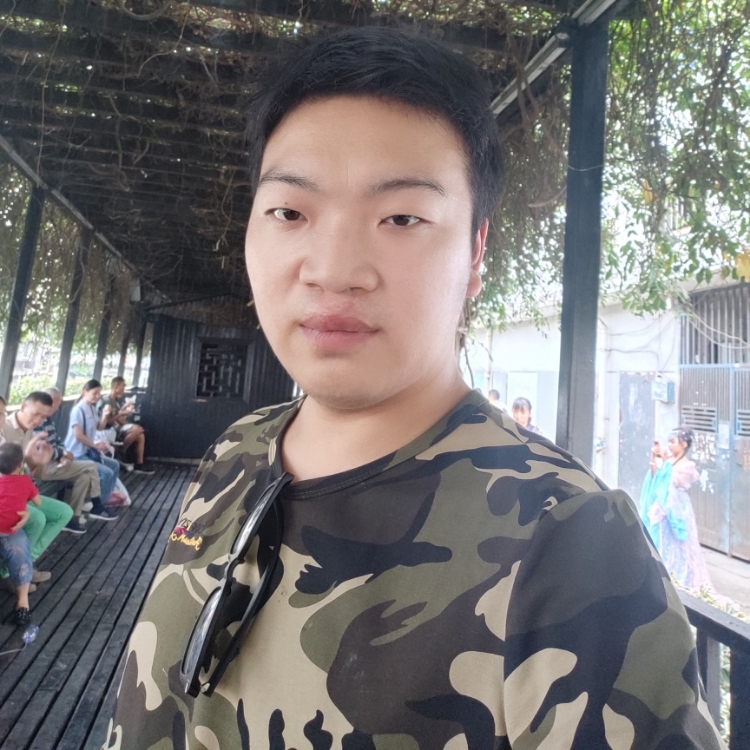 大叔堆里的宝宝