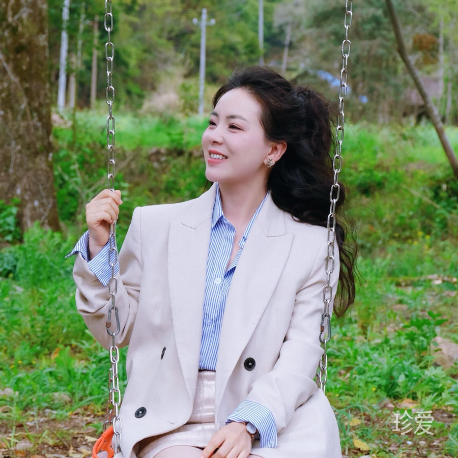 陈女士