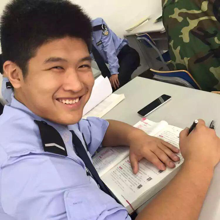 超級(jí)大瑪麗