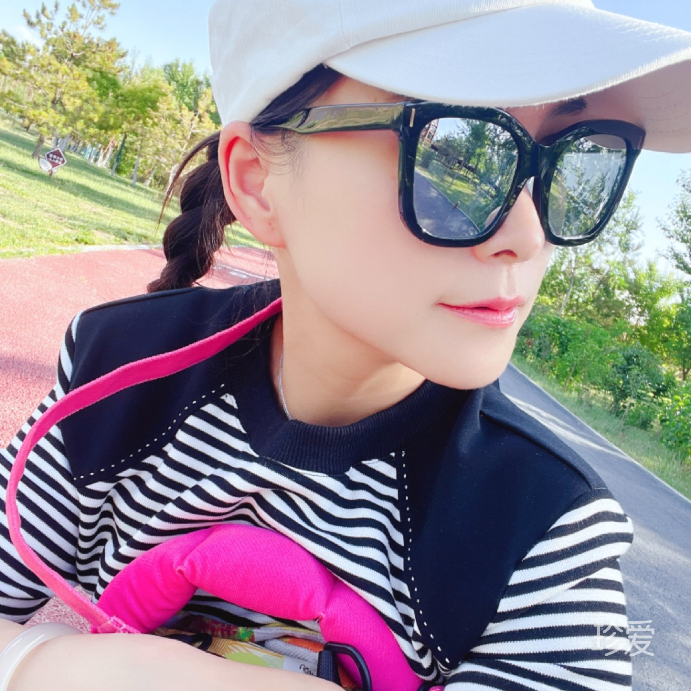 愛(ài)笑的女孩