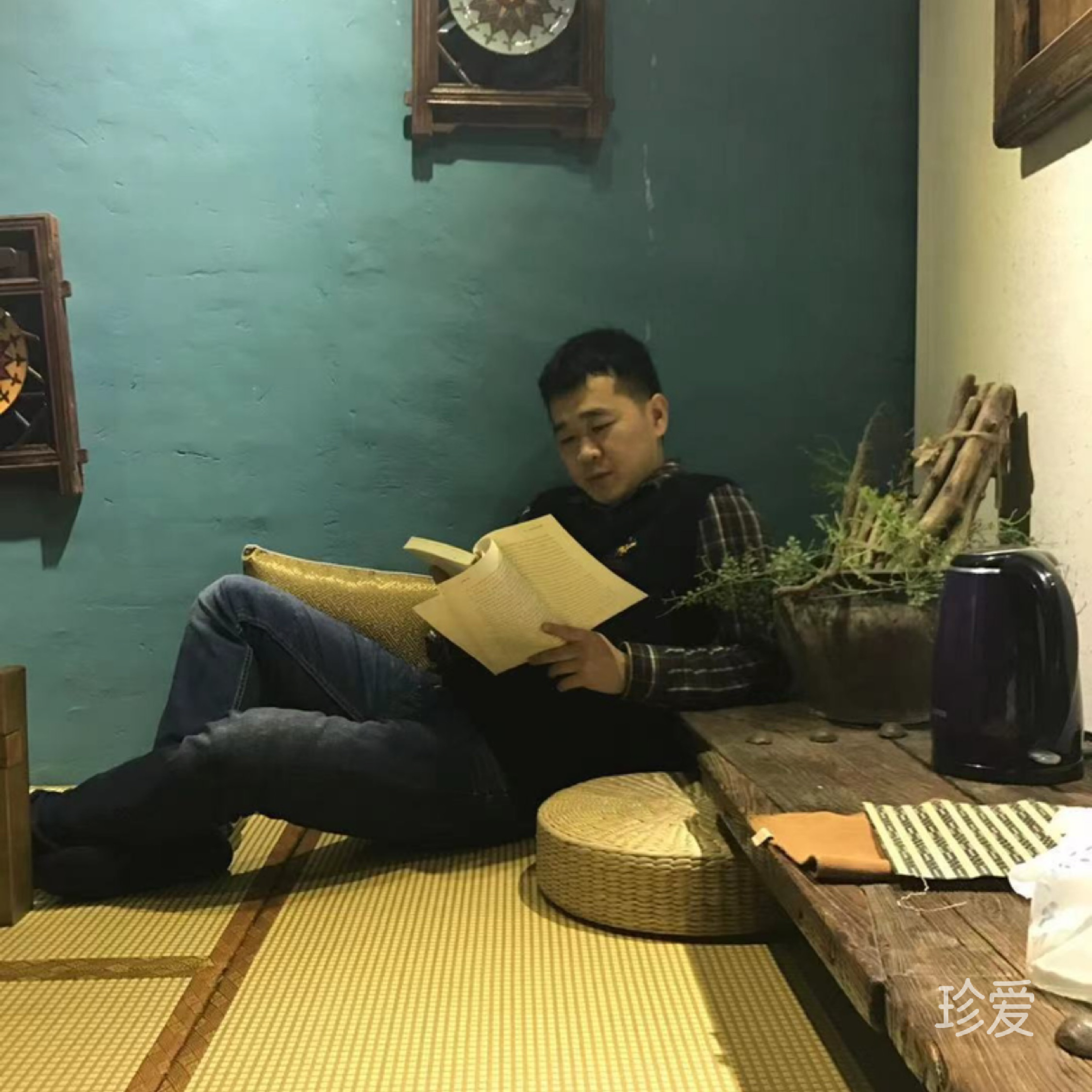 云在青天水在瓶