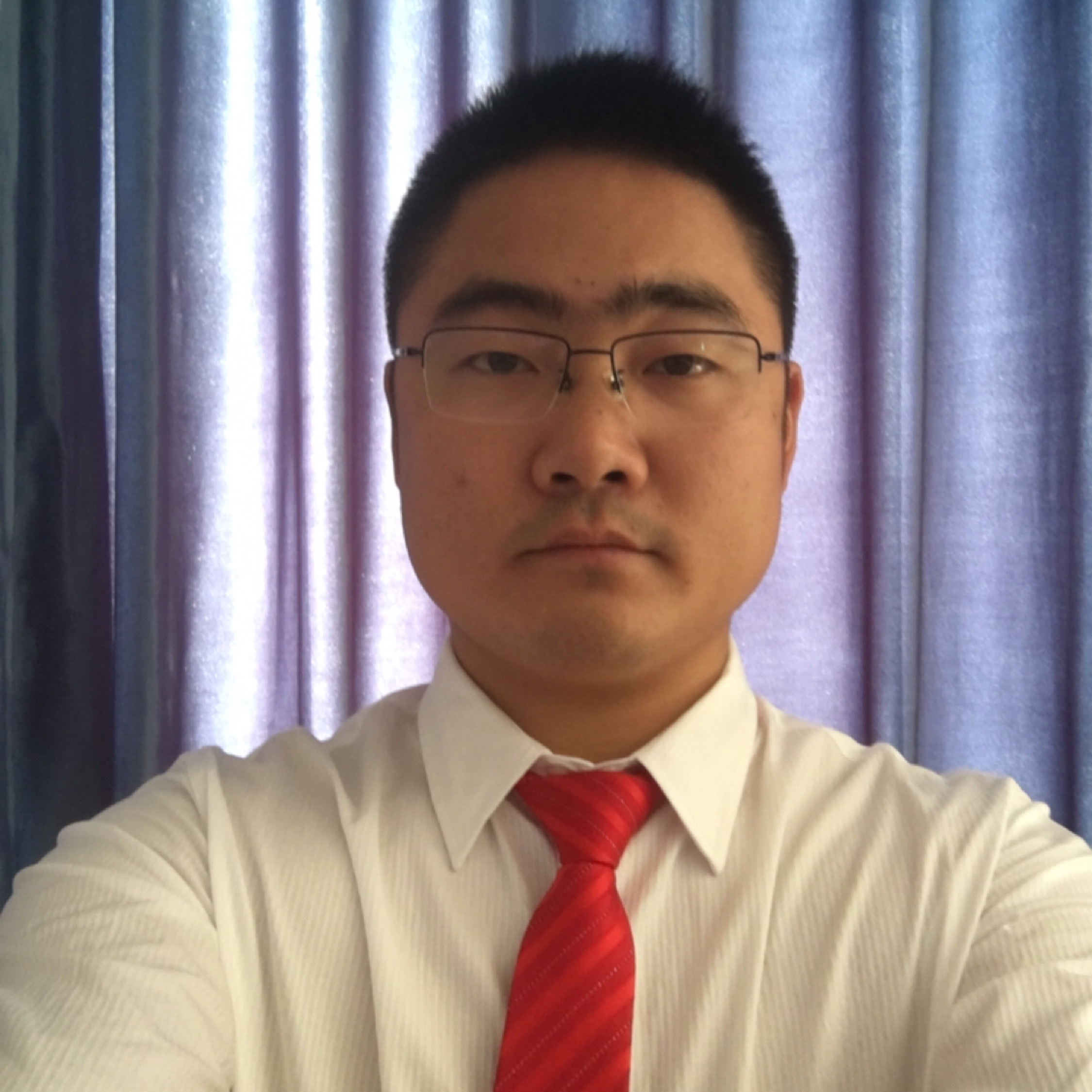 專業(yè)養(yǎng)雞戶