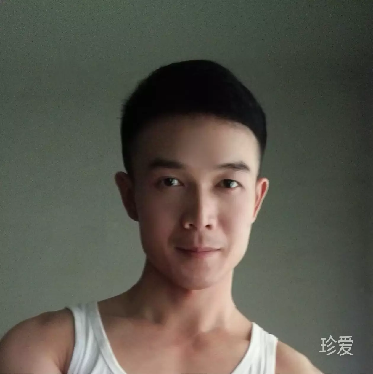军中绿呱