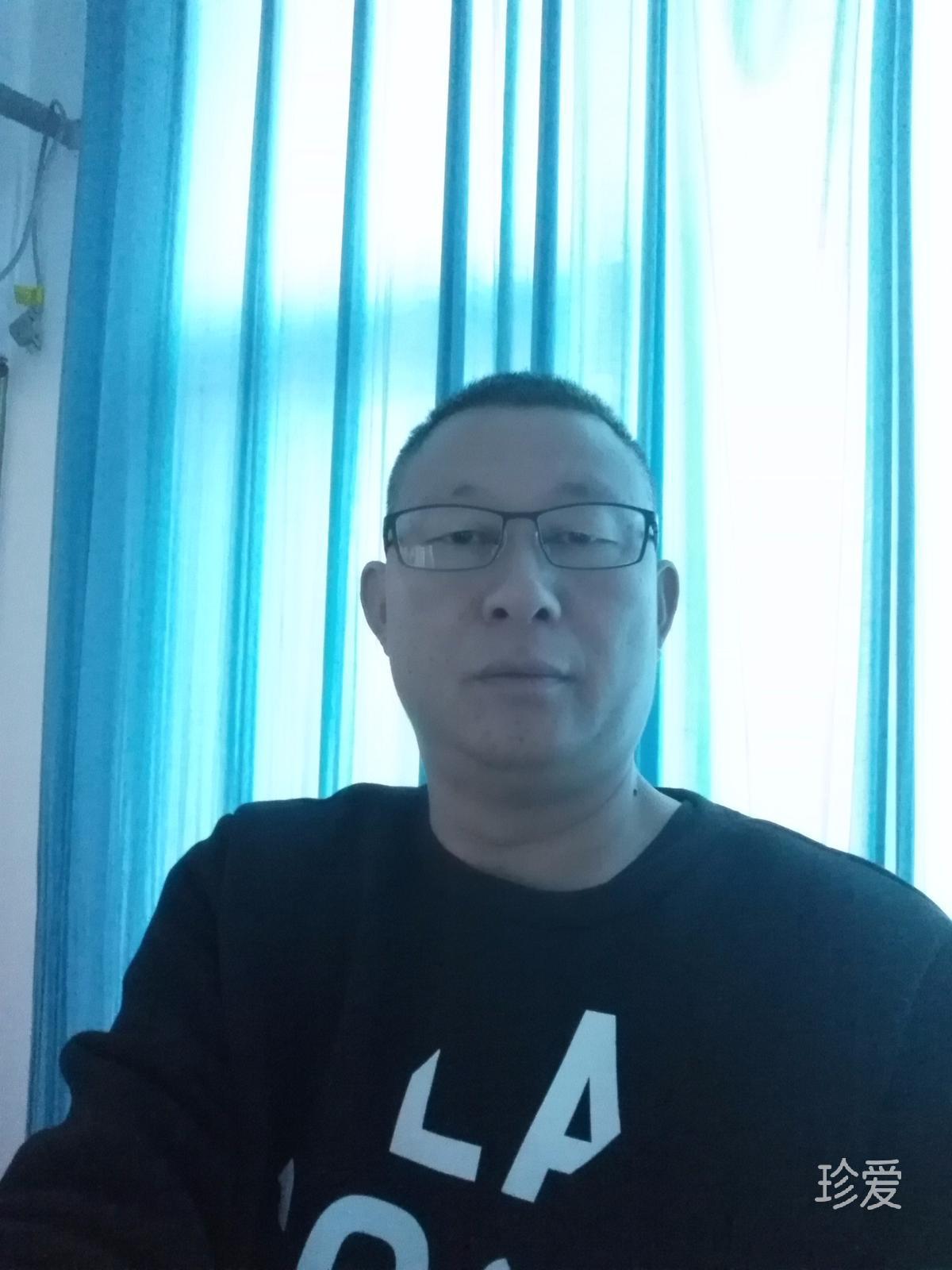 大彭展翅