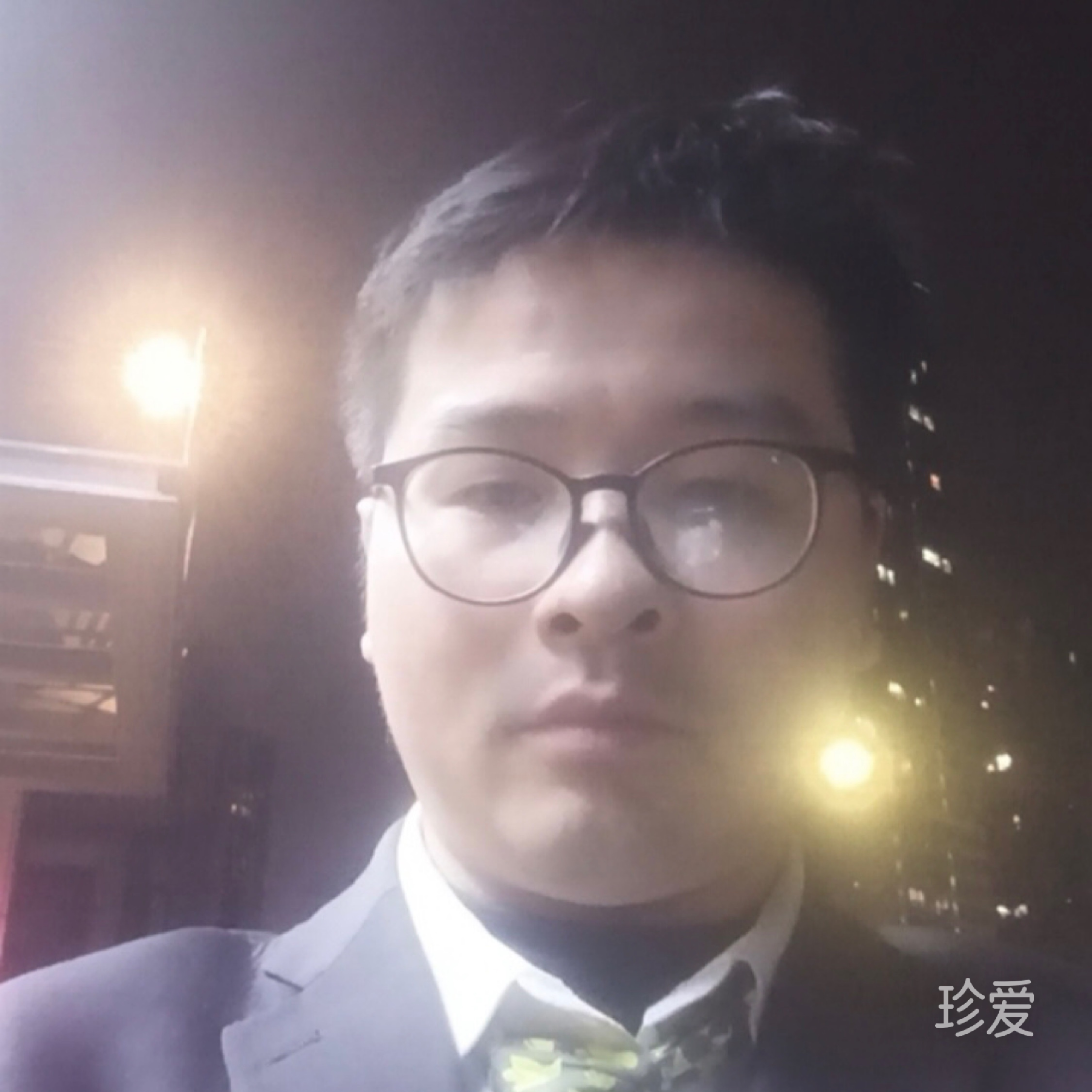 阳光温暖你的心