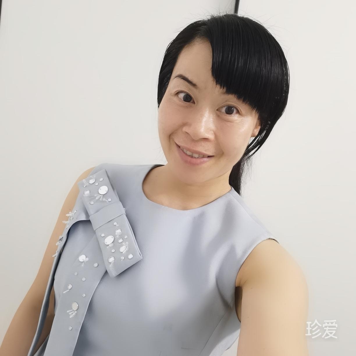 明媚的阳光