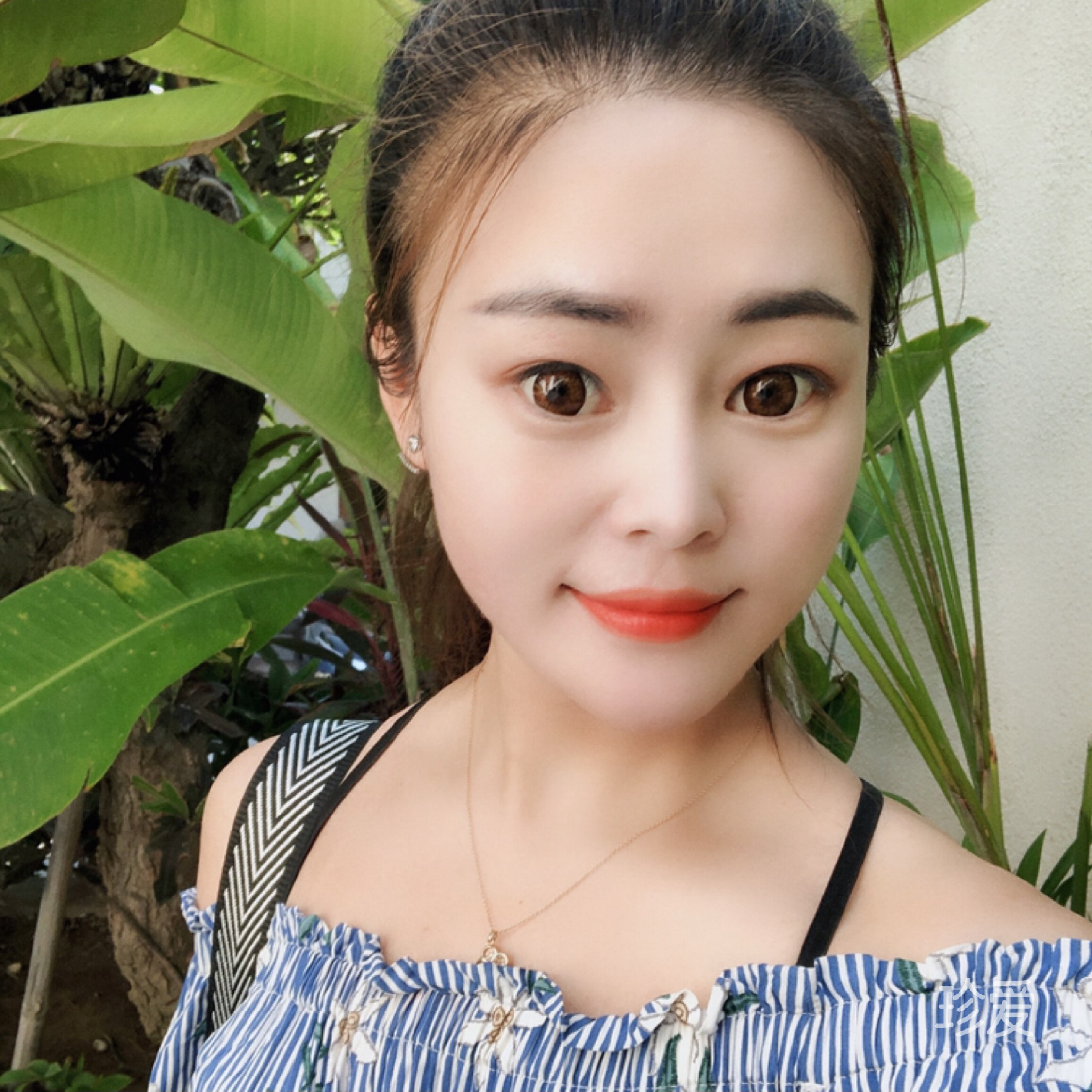 爱笑的娃娃