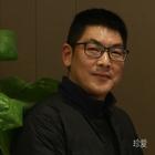 越過山丘