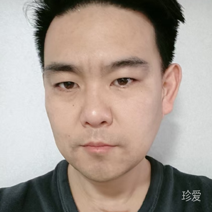 爱吃鱼的加菲猫