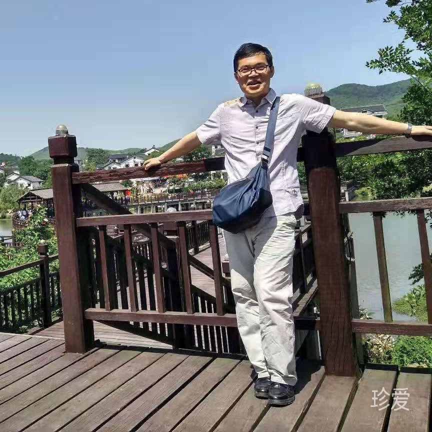 渴望一個(gè)家的男人