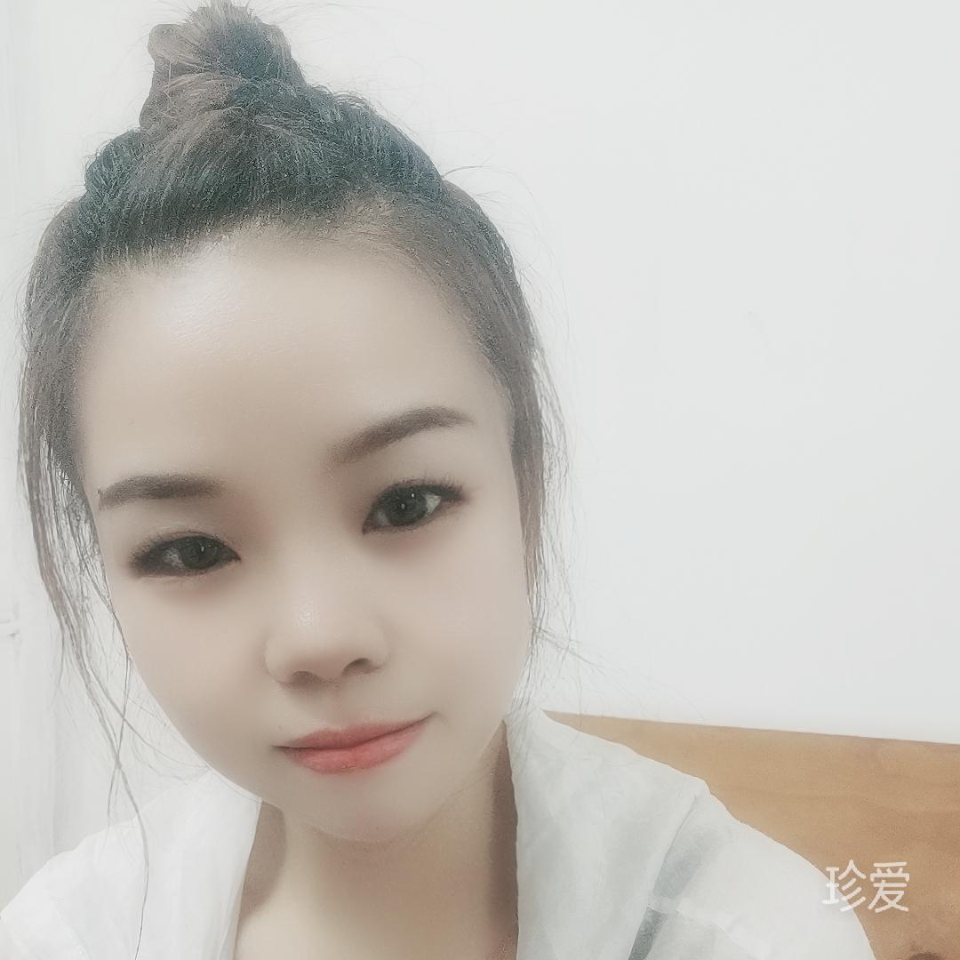 小霞