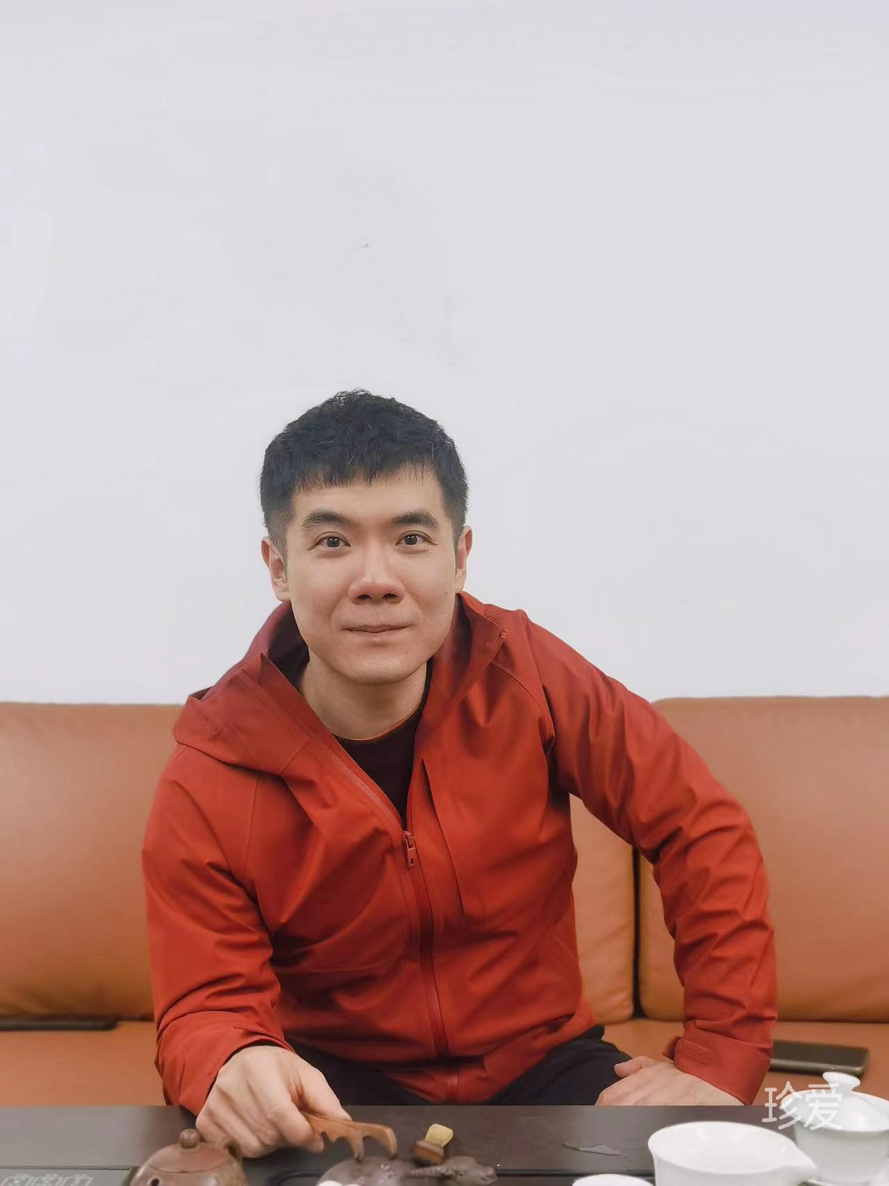 認(rèn)真相親努力脫單