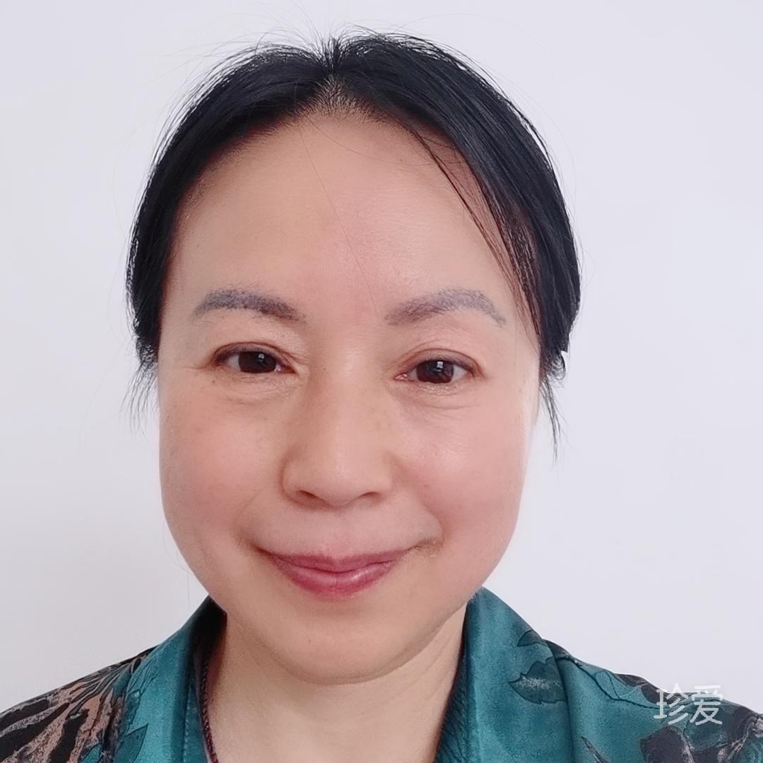 水晶玉女