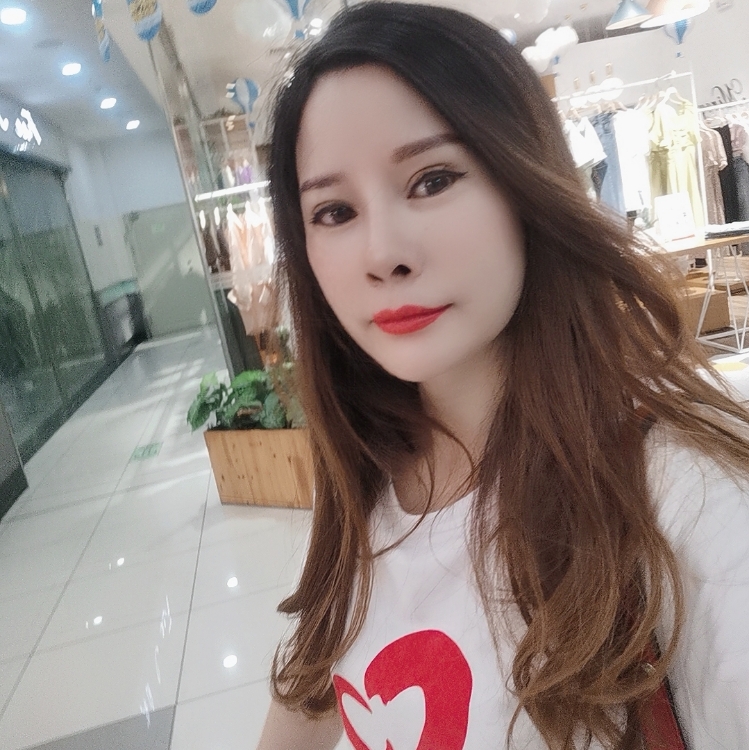 且以深情共白頭