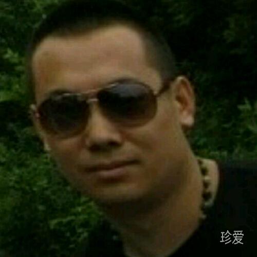 堅(jiān)強(qiáng)的發(fā)財(cái)樹