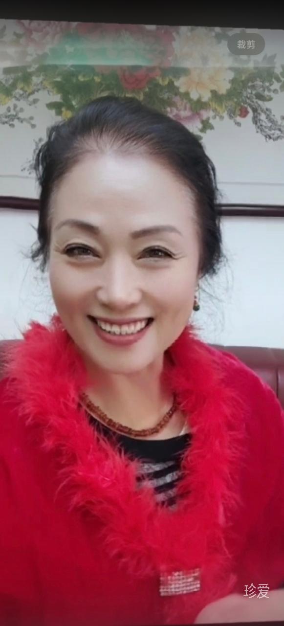 妮只