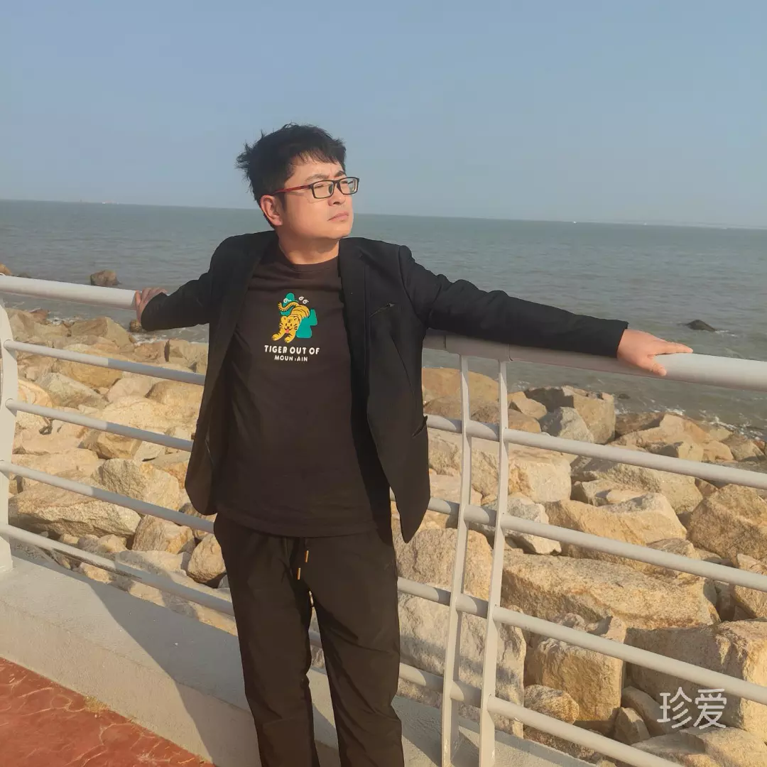 蓝色的海