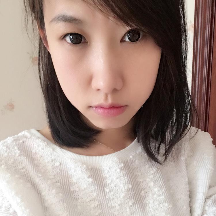 張小姐不會(huì)穿鞋