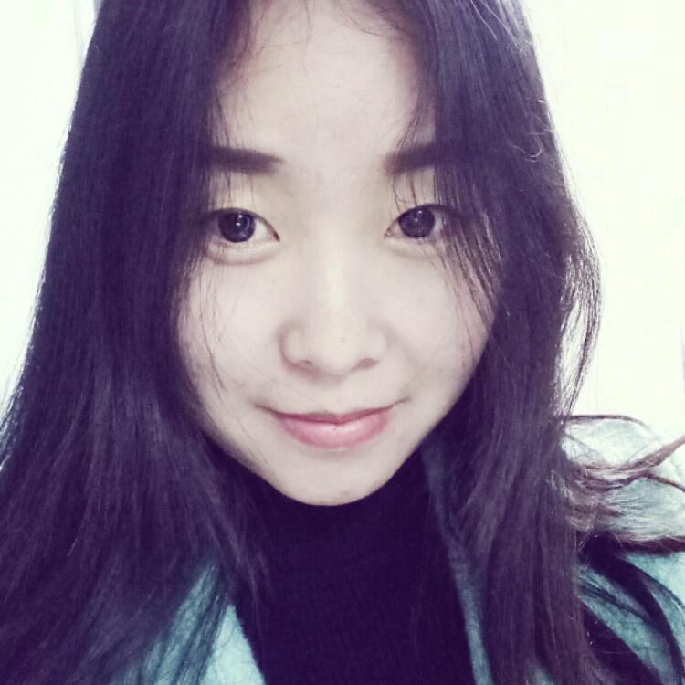 風(fēng)光無(wú)限女青年