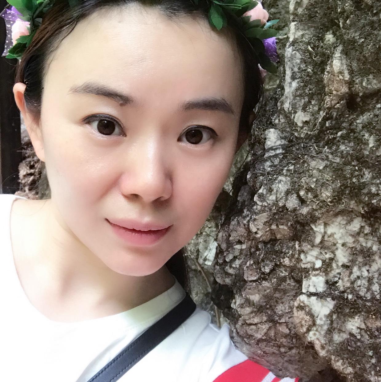 一个魔方一个女人