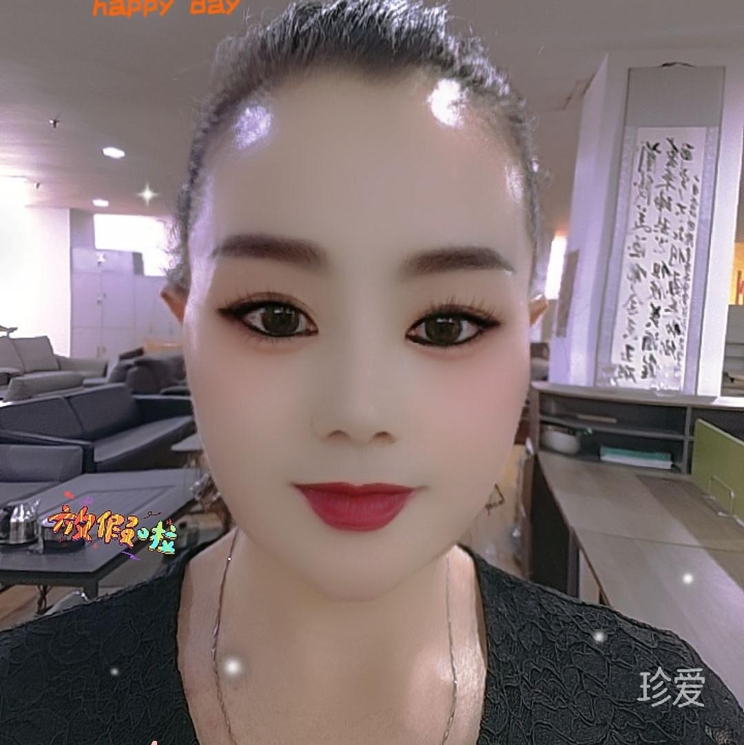 蓮本人71年屬豬的