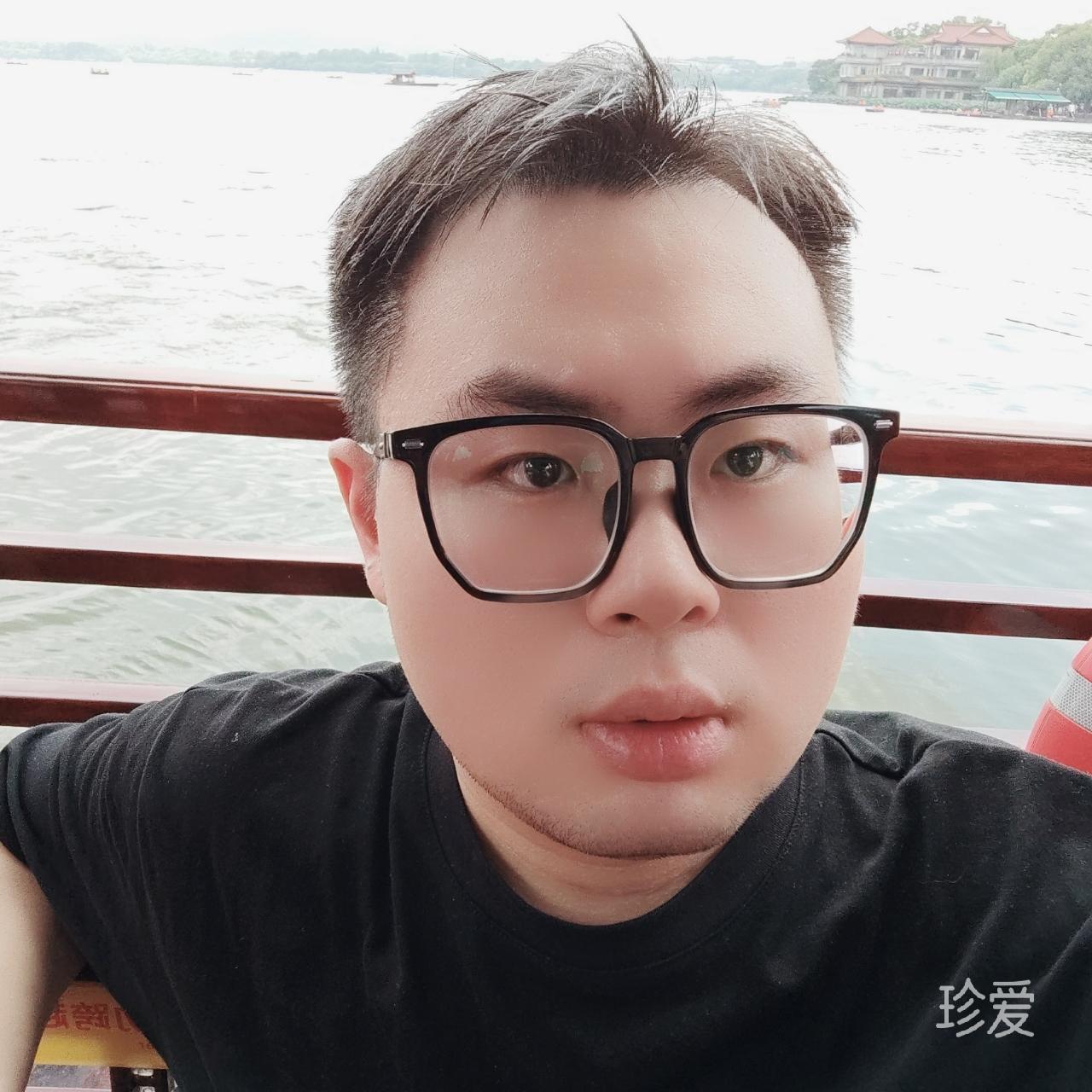 做个灯泡照亮你