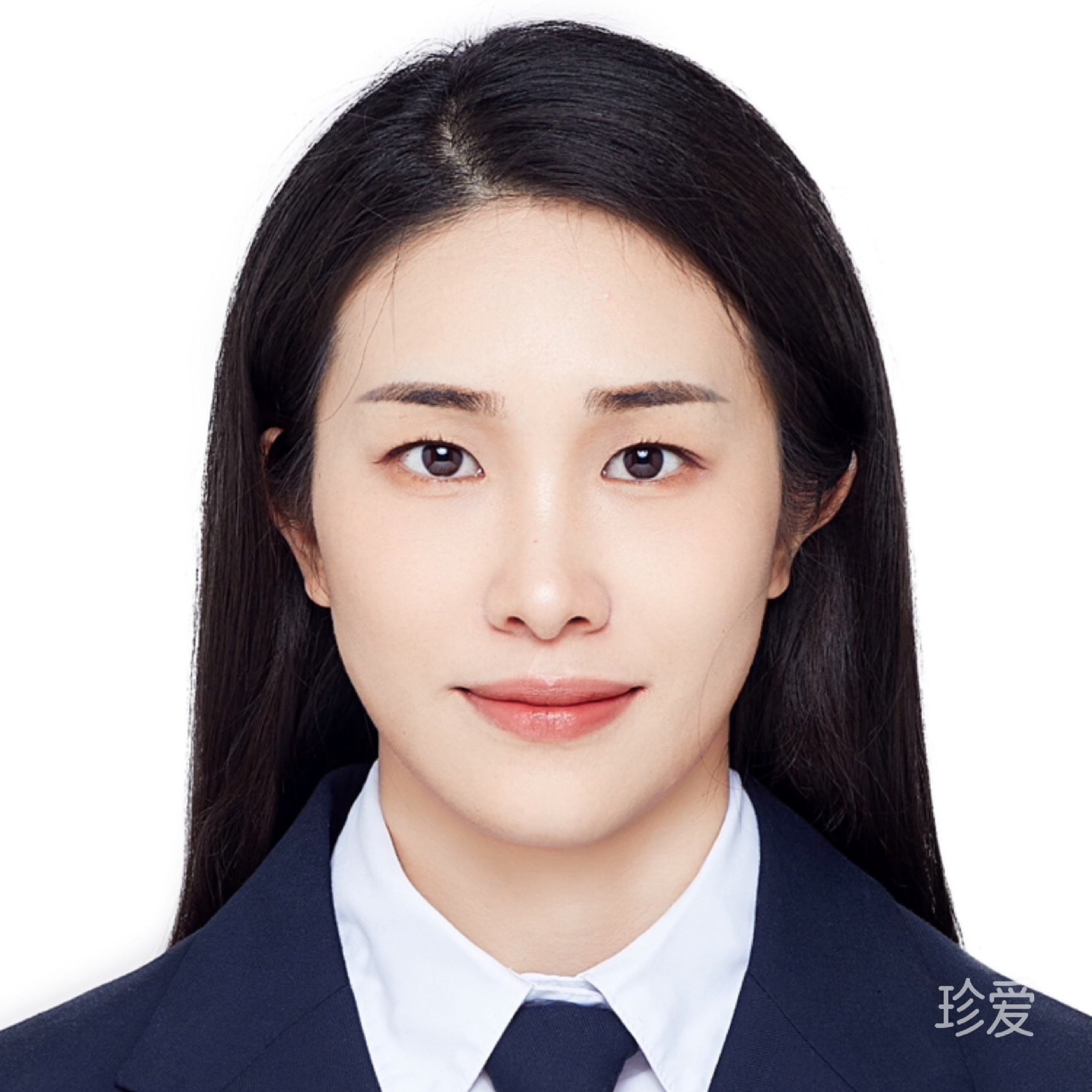 Y小姐最近在读书