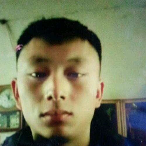 農(nóng)村小伙不輕浮