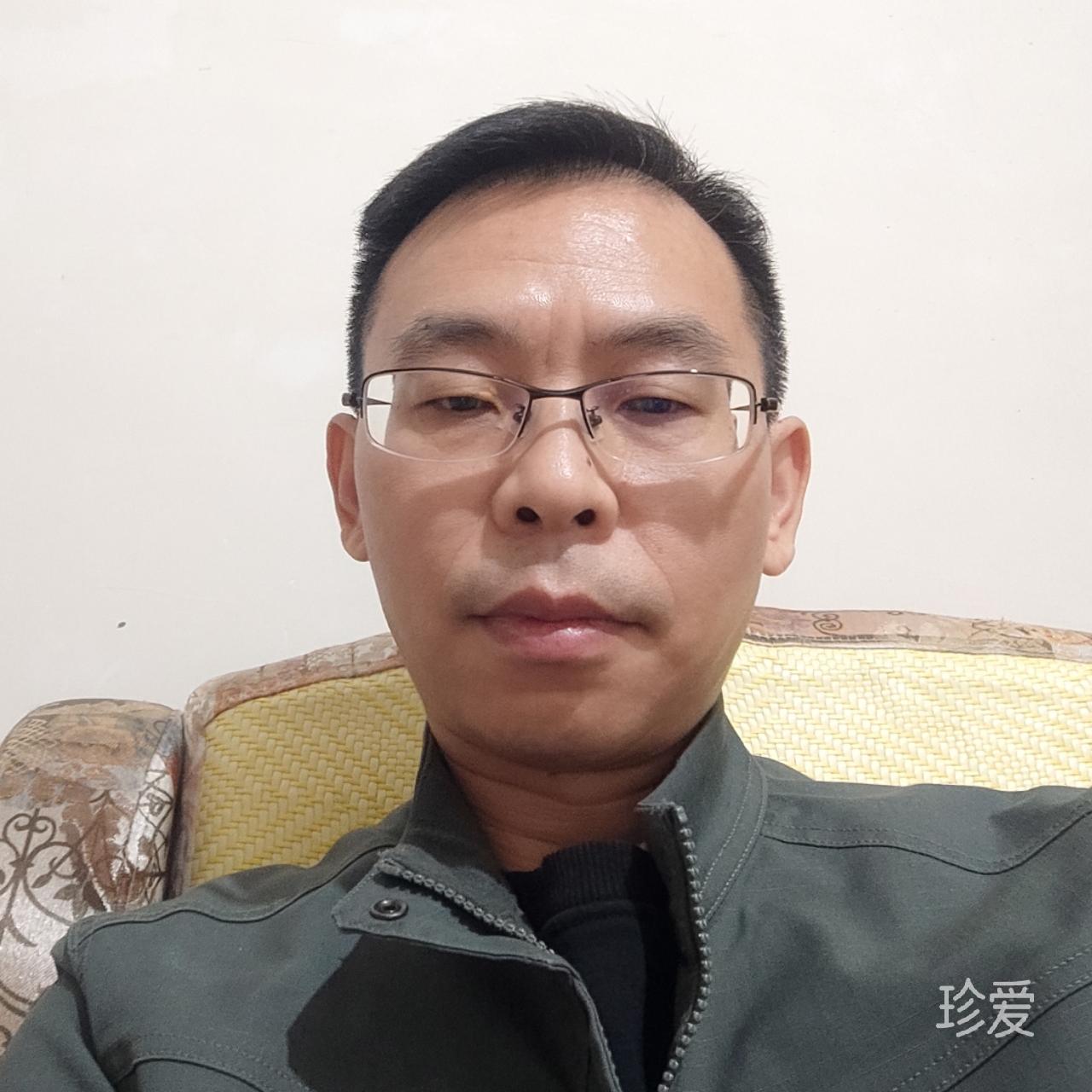 一個(gè)人散步