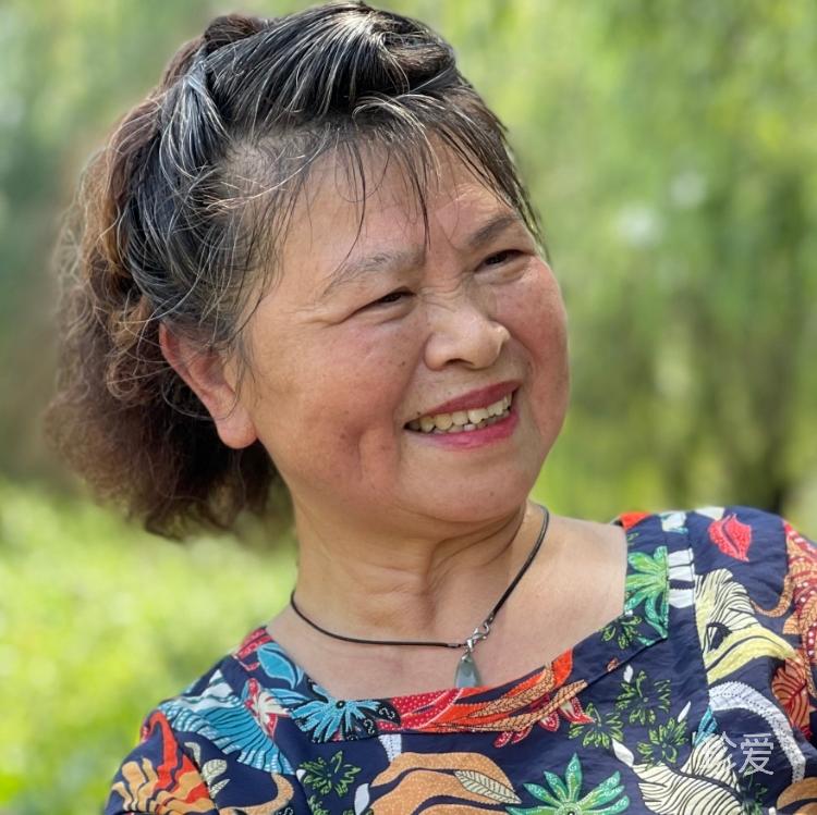 姜珍书