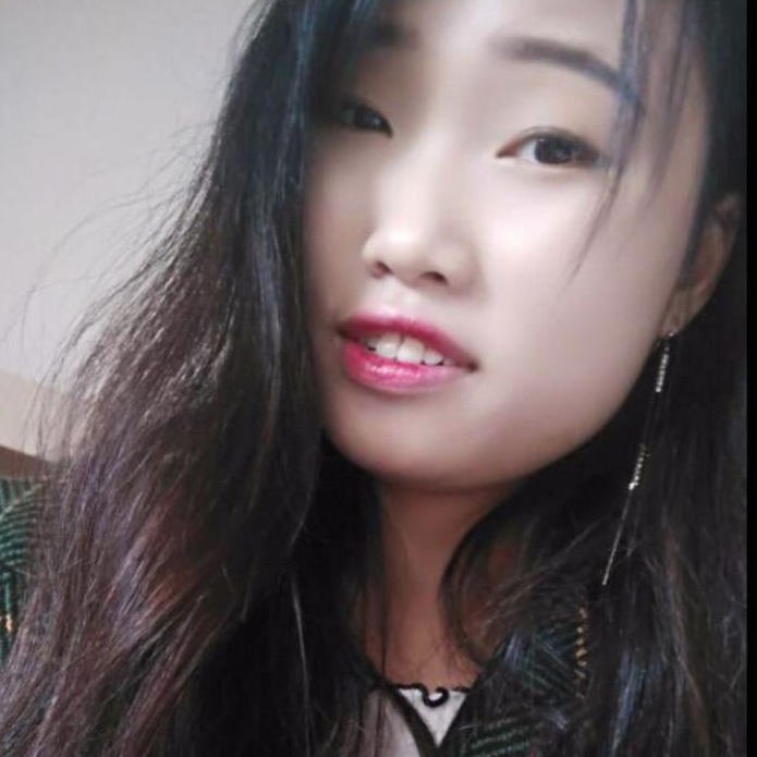 黑色世界的紅玫瑰