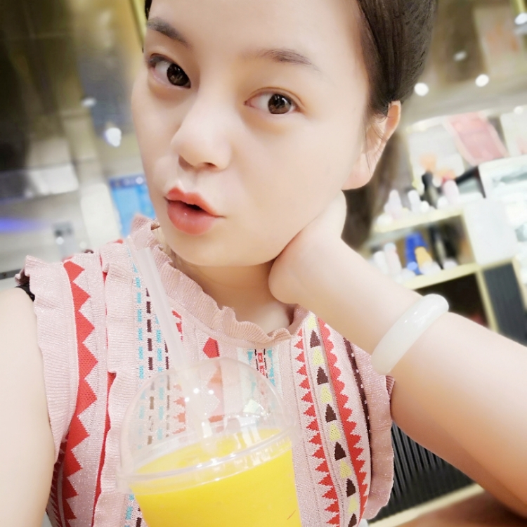 你笑起来像春天