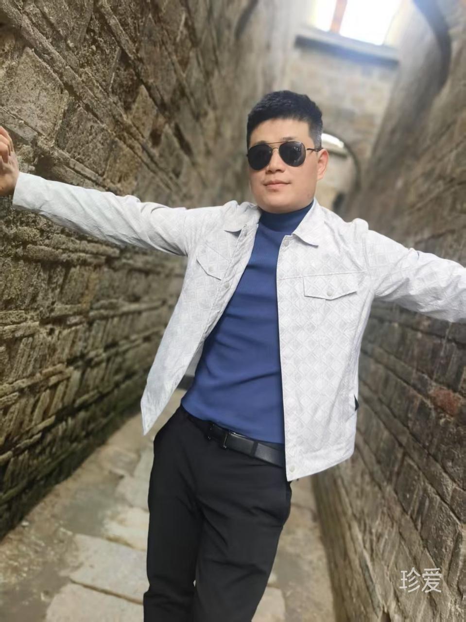 笑問伊人在何方