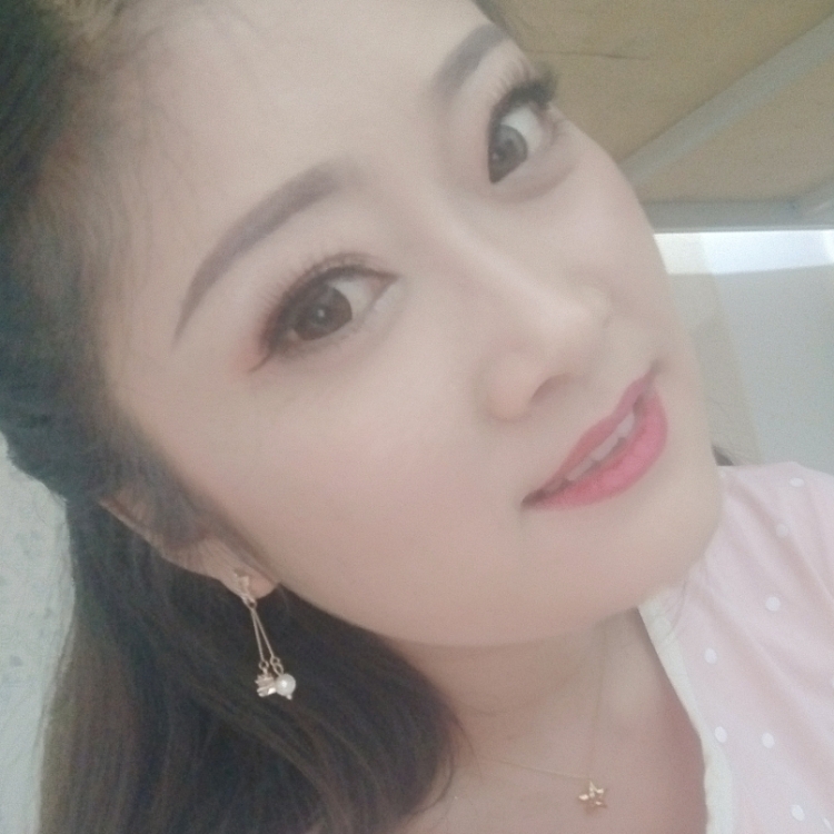 認(rèn)真看資料