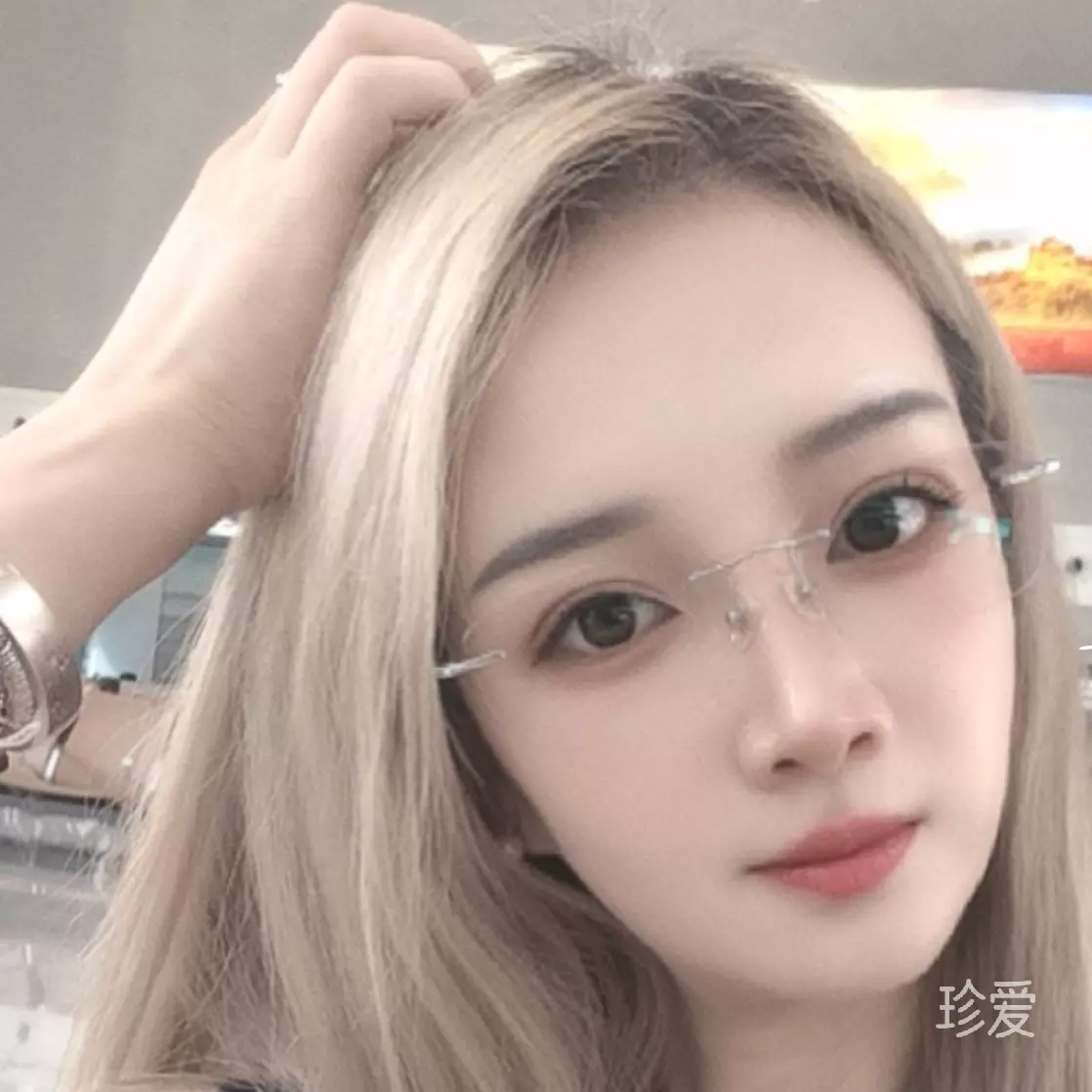 刘丹