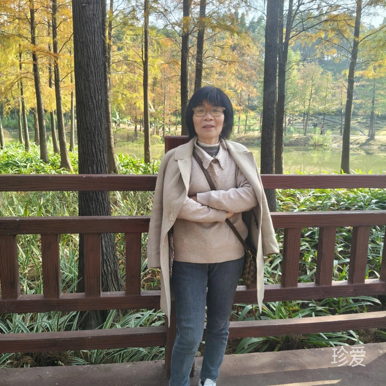缘月下