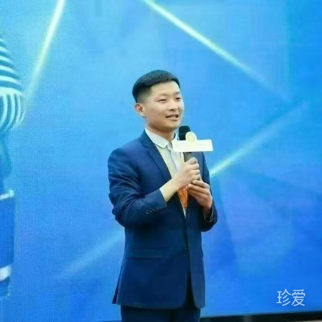 热爱生活的白先生