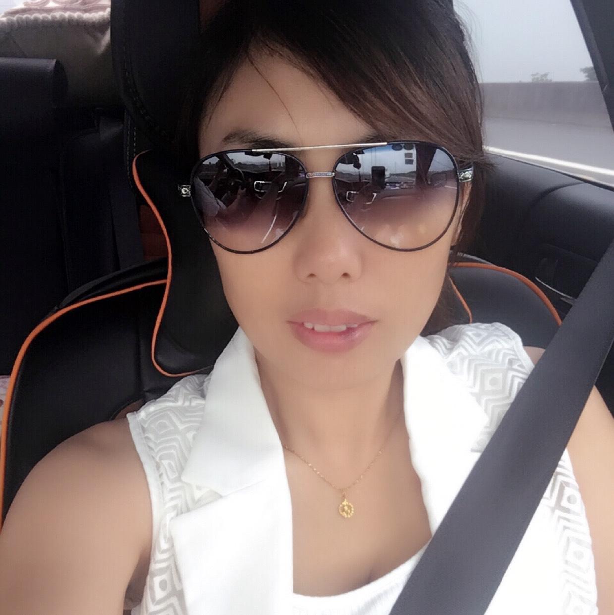 一个不倾城的女子