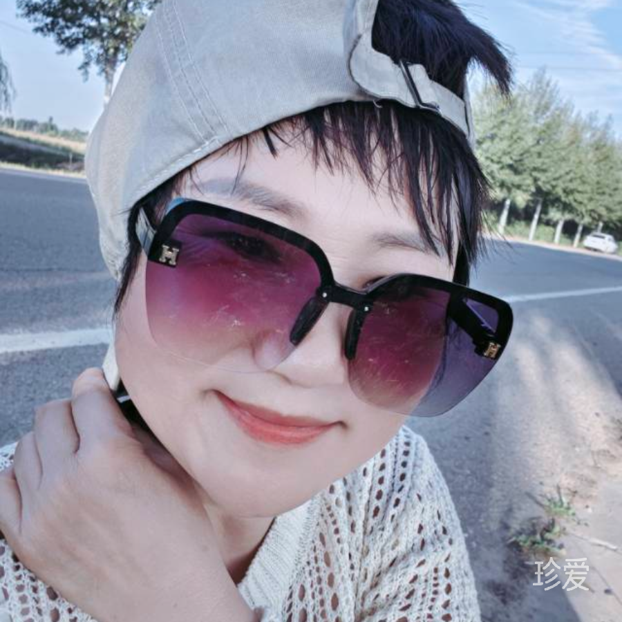 曼莉
