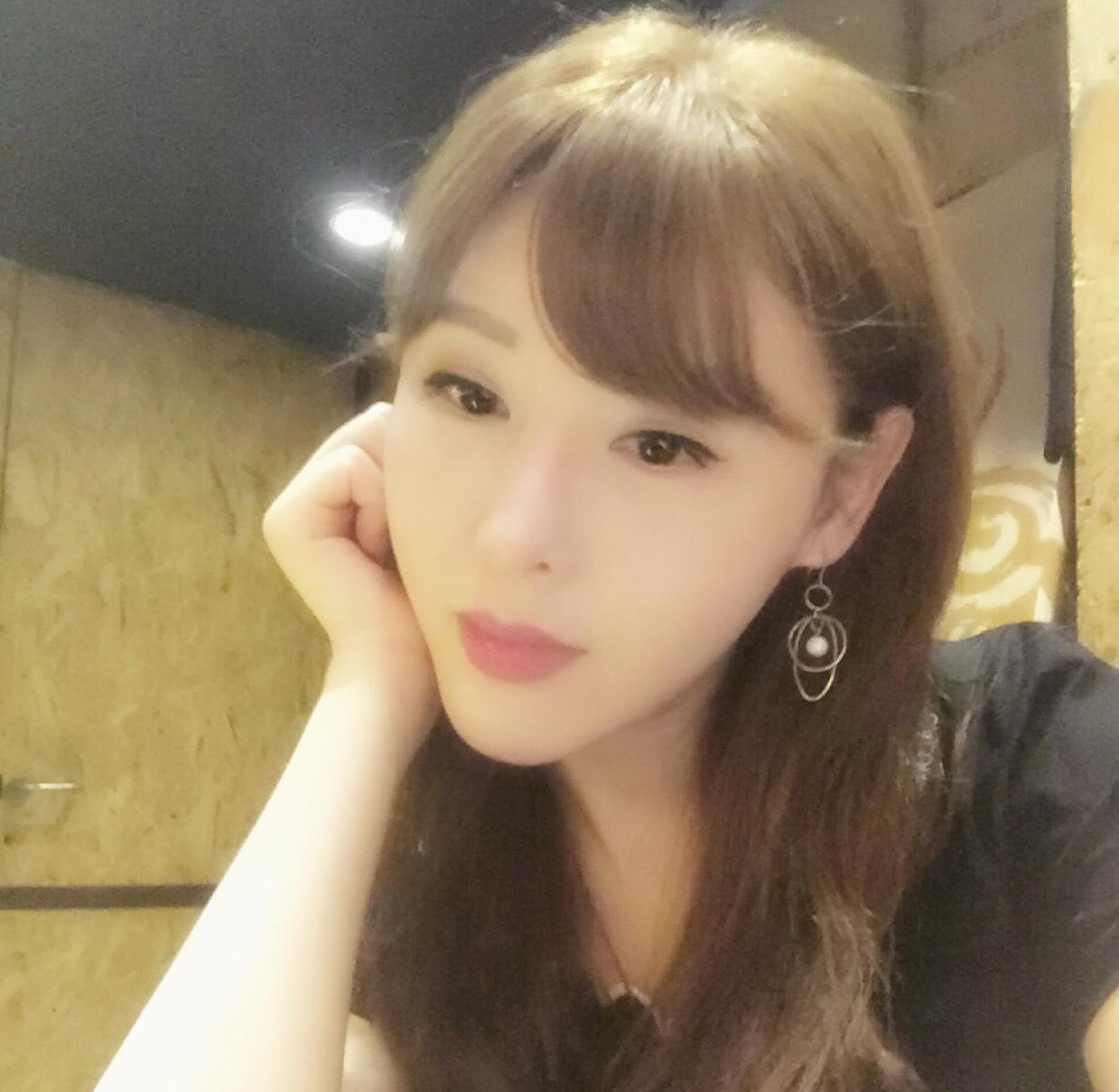 佳佳