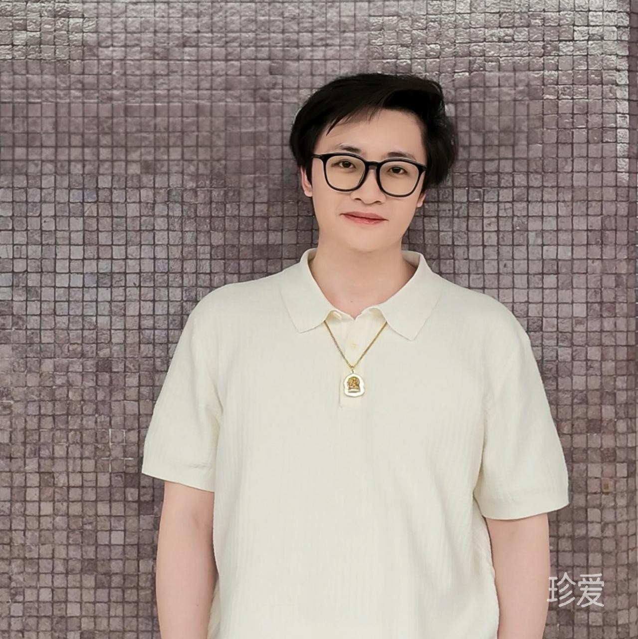 情绪稳定的男孩