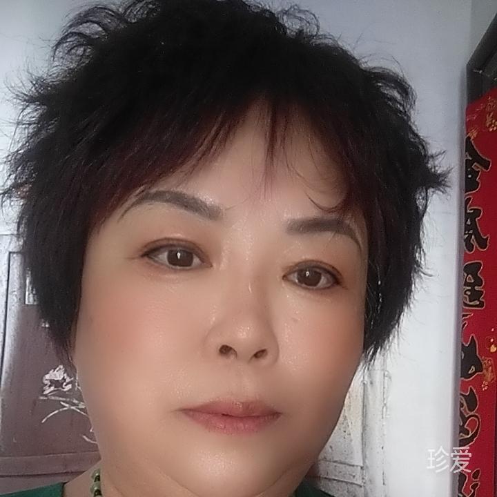 一个安静的女孩