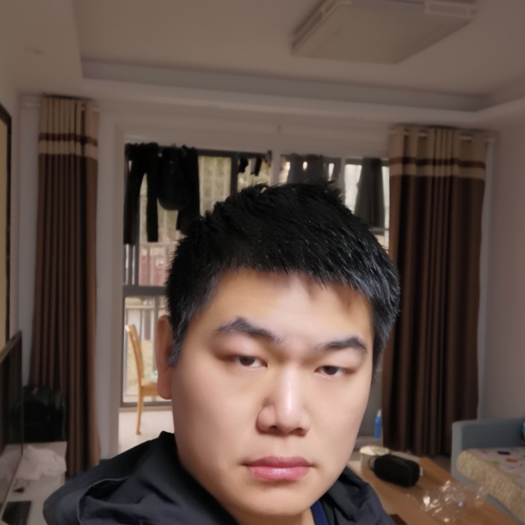 獨自旋轉(zhuǎn)