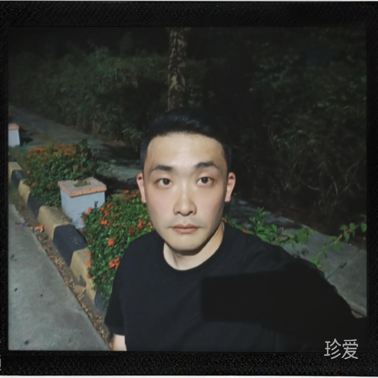 带草帽的洋葱
