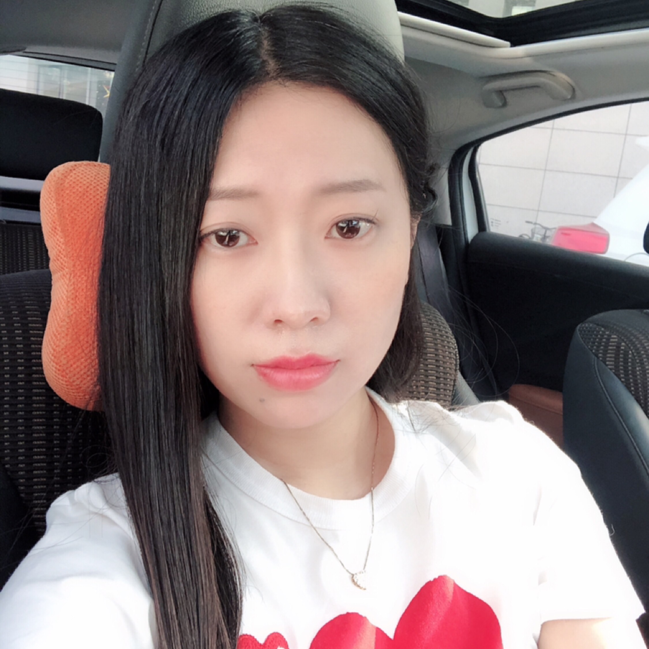 有風(fēng)吹過(guò)