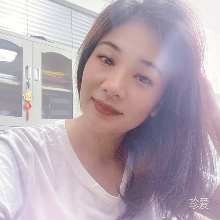 小柒