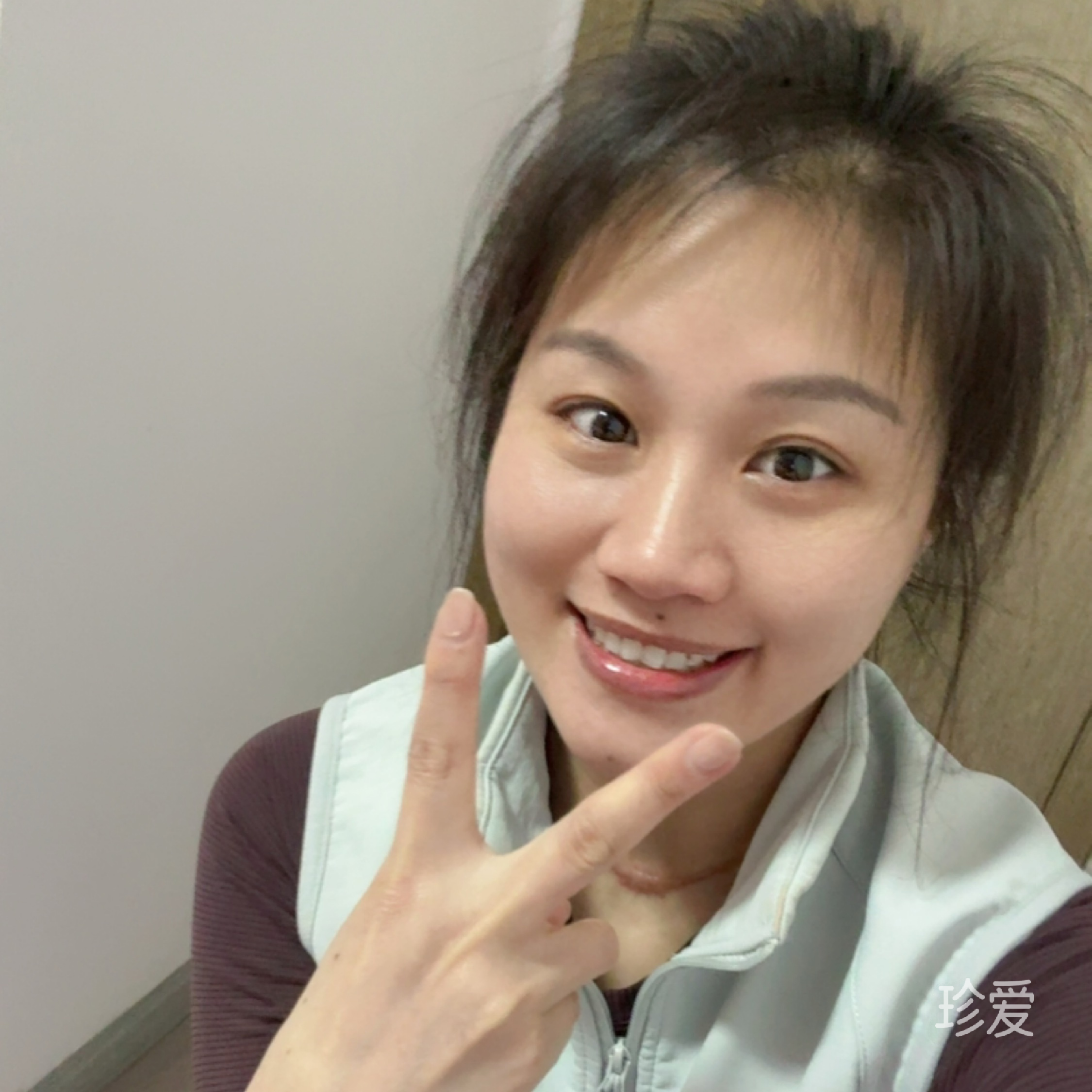 红白之间