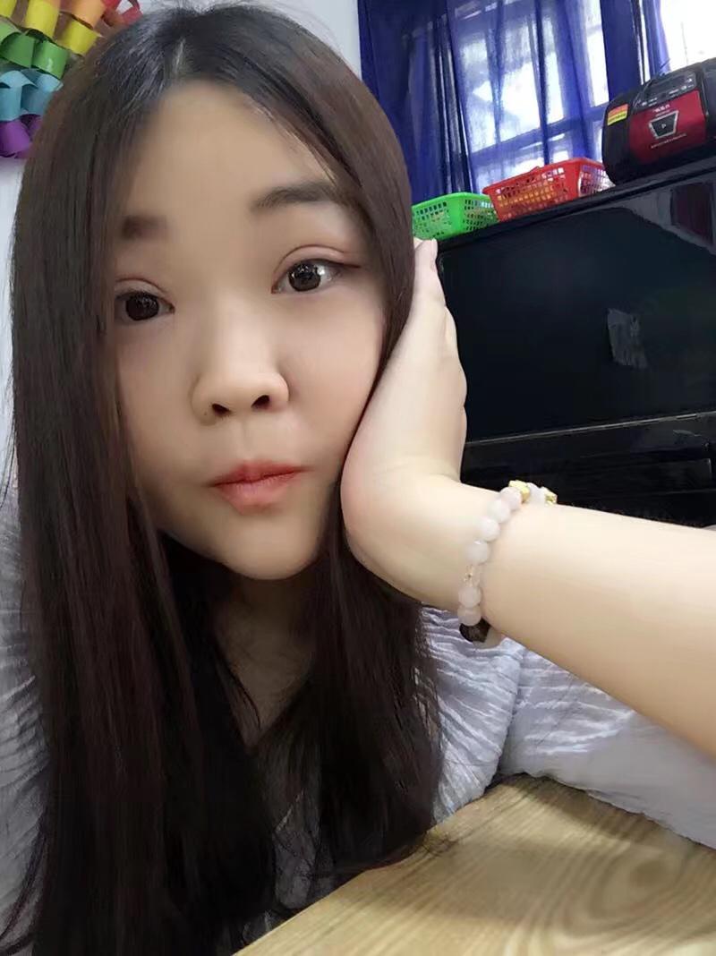 空白小雷雷布蘭妮