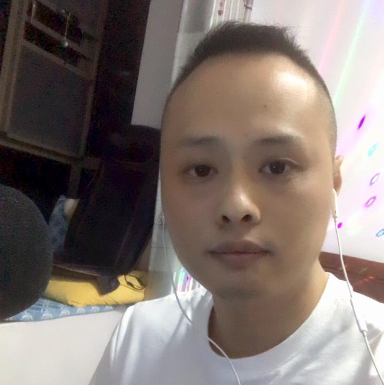 肌肉男