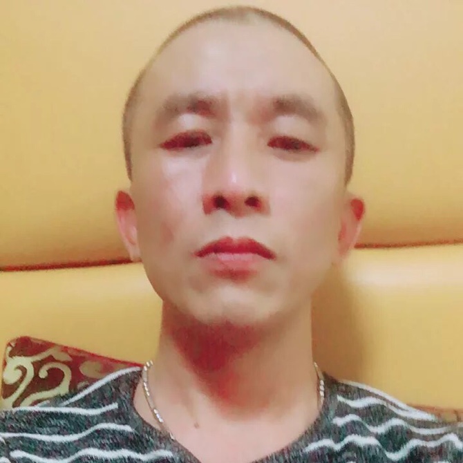 巴塘世紀主題酒店